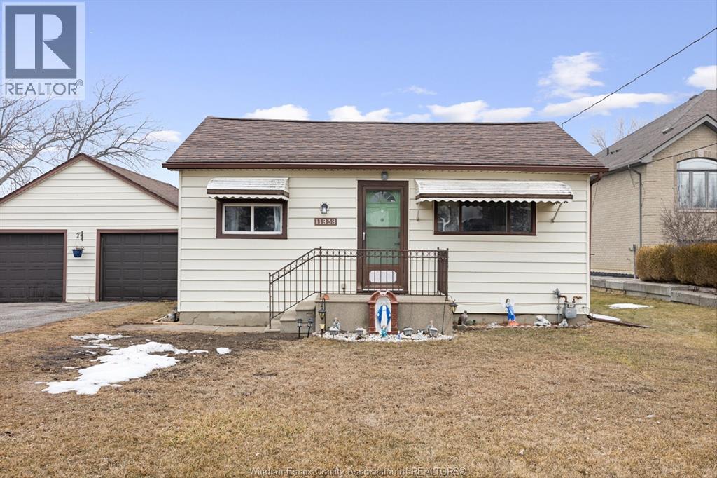 11938 INTERSECTION ROAD, Tecumseh, Ontario