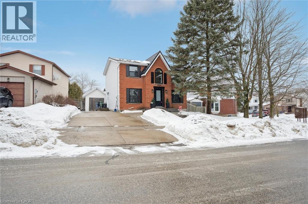 33 CHESTERTON Lane, guelph, Ontario