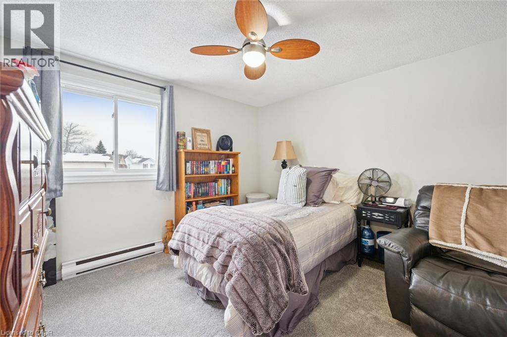 33 Chesterton Lane, Guelph, Ontario  N1E 6S8 - Photo 17 - 40806676