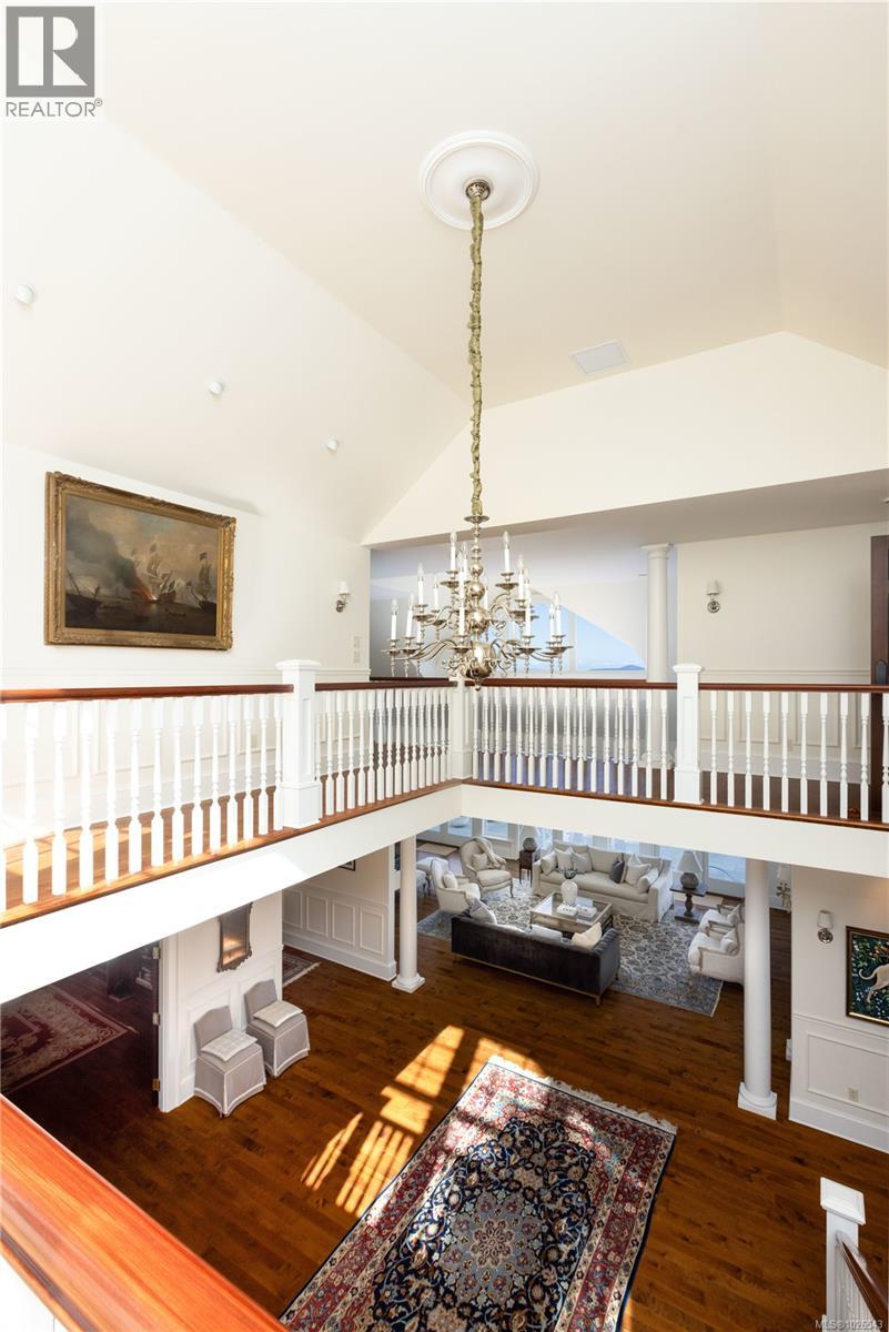 2600 Queenswood Dr, Saanich, British Columbia  V8N 1X5 - Photo 24 - 1026543