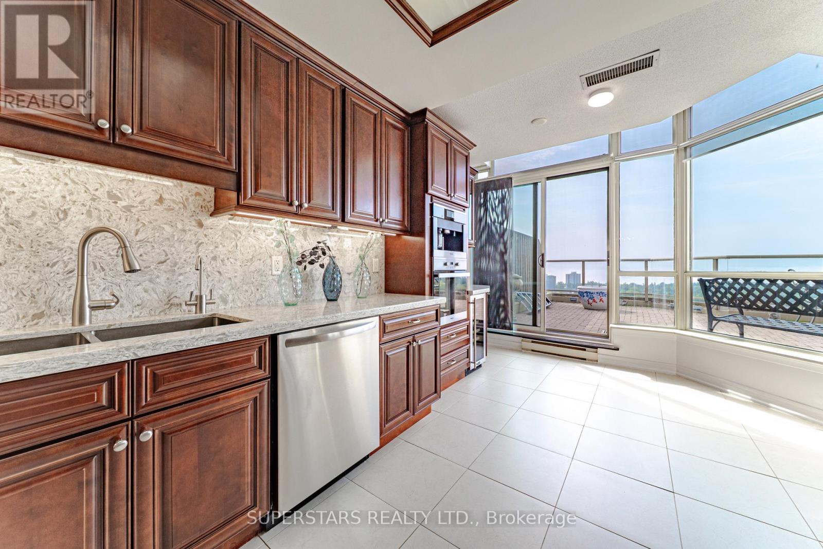 Ph14 - 20 Guildwood Parkway, Toronto, Ontario  M1E 5B6 - Photo 15 - E12809918