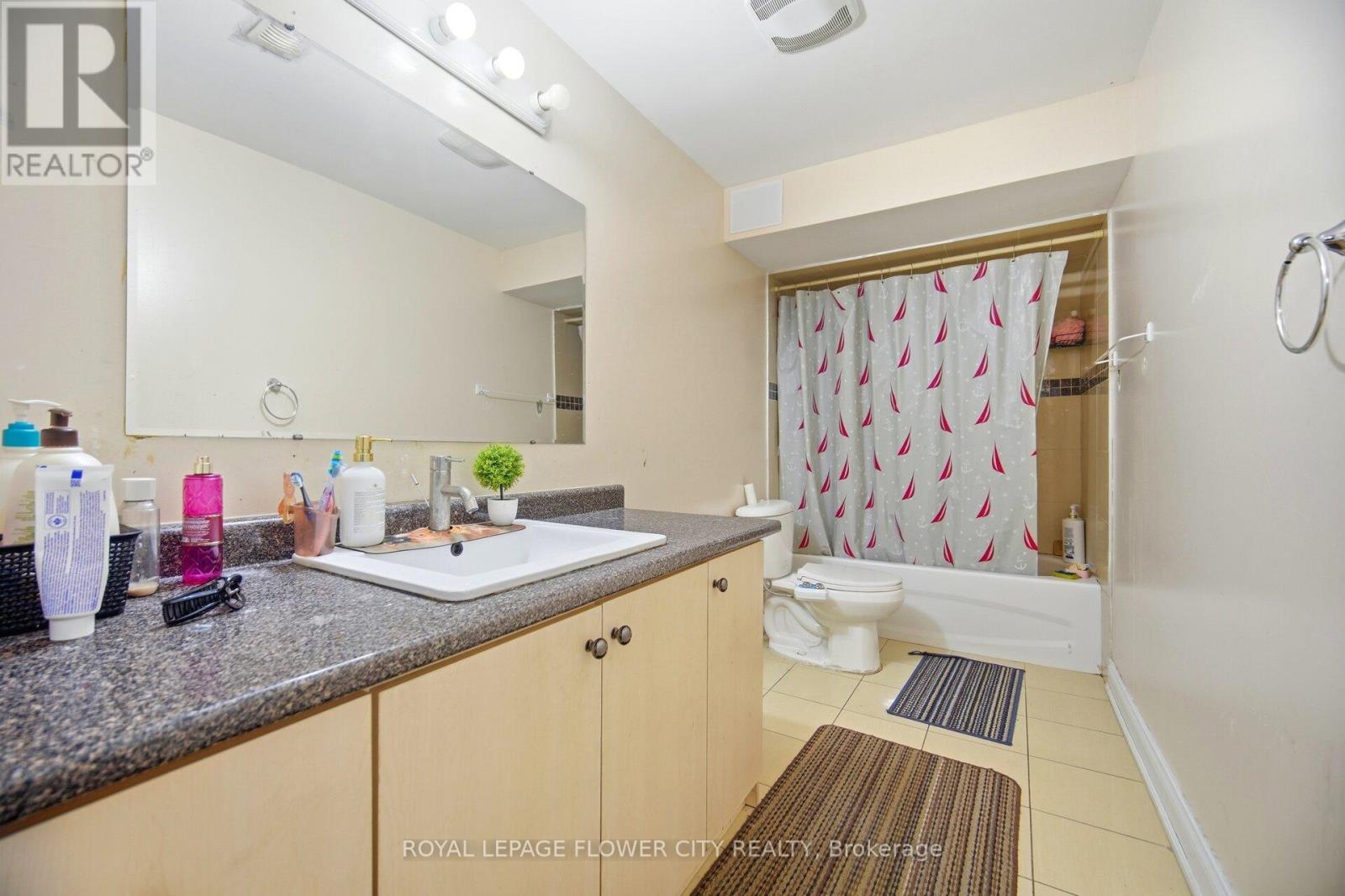 67 Olde Town Road, Brampton, Ontario  L6X 4T8 - Photo 45 - W12809910