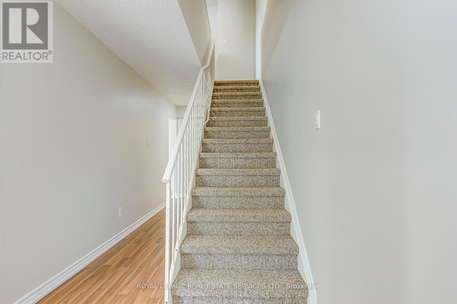 99 Martin Street, Milton (Om Old Milton), Ontario  L9T 2R3 - Photo 7 - W12809920