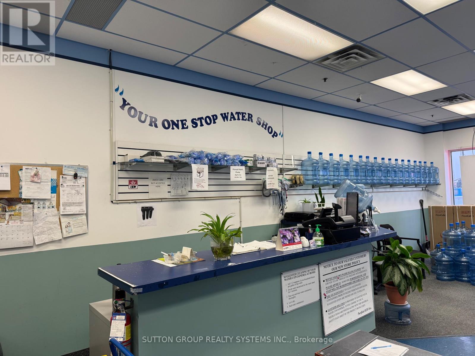 201 - 719 Central Parkway, Mississauga, Ontario  L5B 4L1 - Photo 6 - W12809928