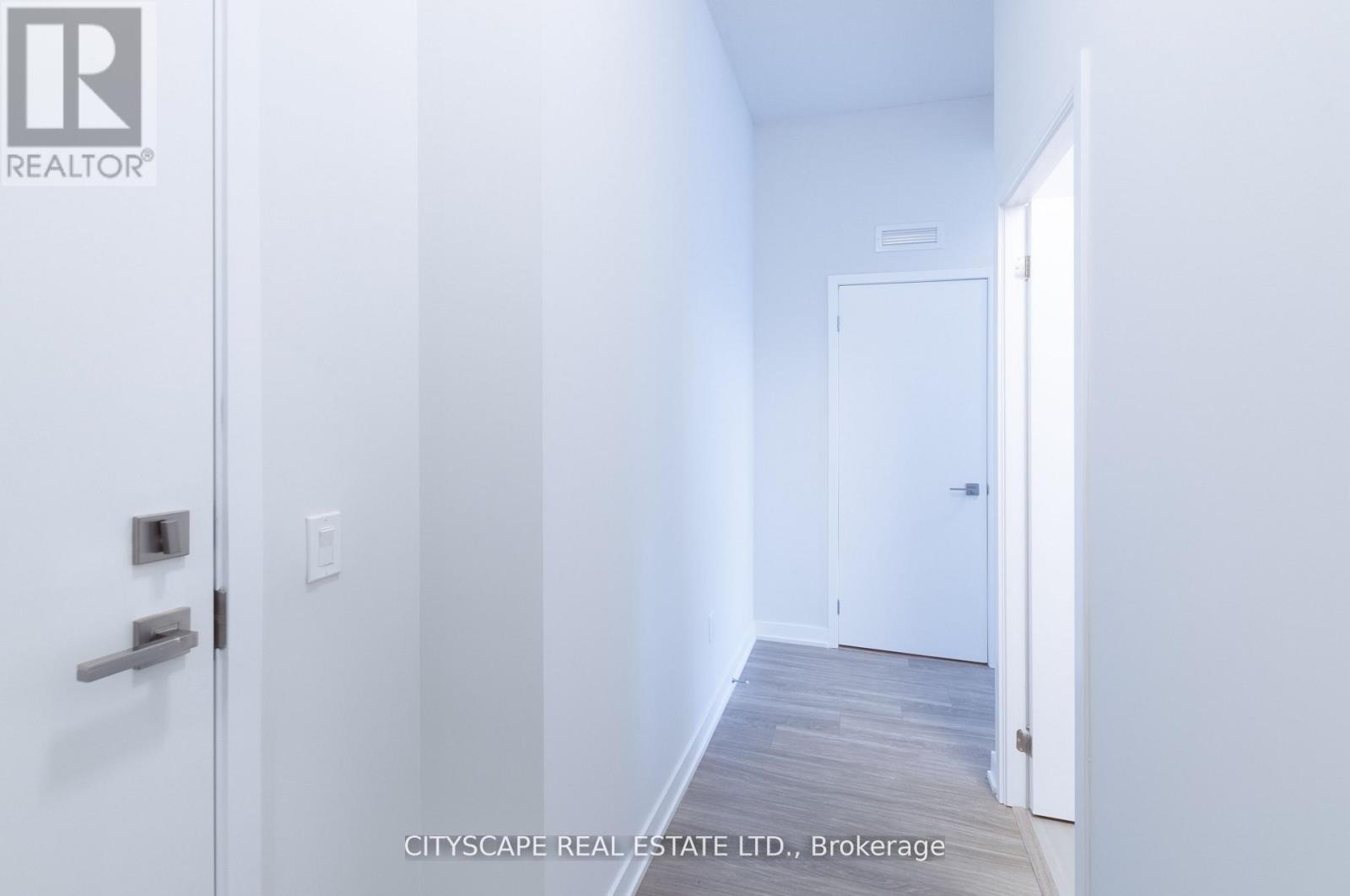 723 - 4055 Parkside Village Drive, Mississauga, Ontario  L5B 0K2 - Photo 7 - W12809934