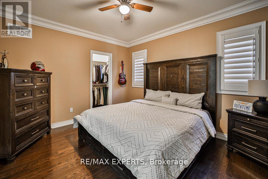 28 Pendergast Court, Brampton (Toronto Gore Rural Estate), Ontario  L6P 0H8 - Photo 22 - W12809950