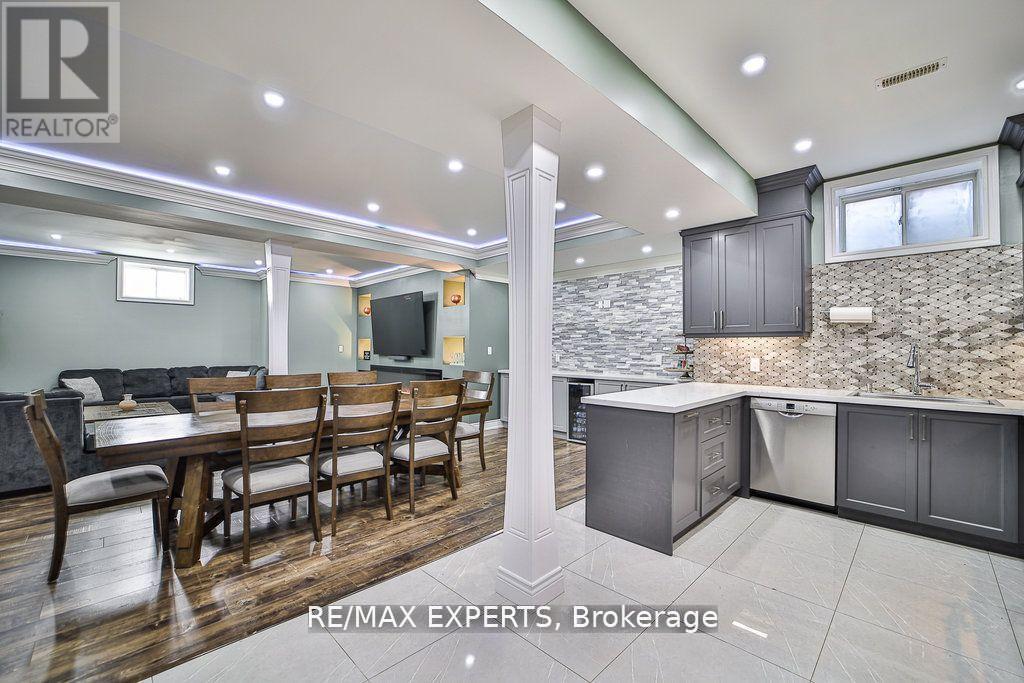 28 Pendergast Court, Brampton (Toronto Gore Rural Estate), Ontario  L6P 0H8 - Photo 34 - W12809950