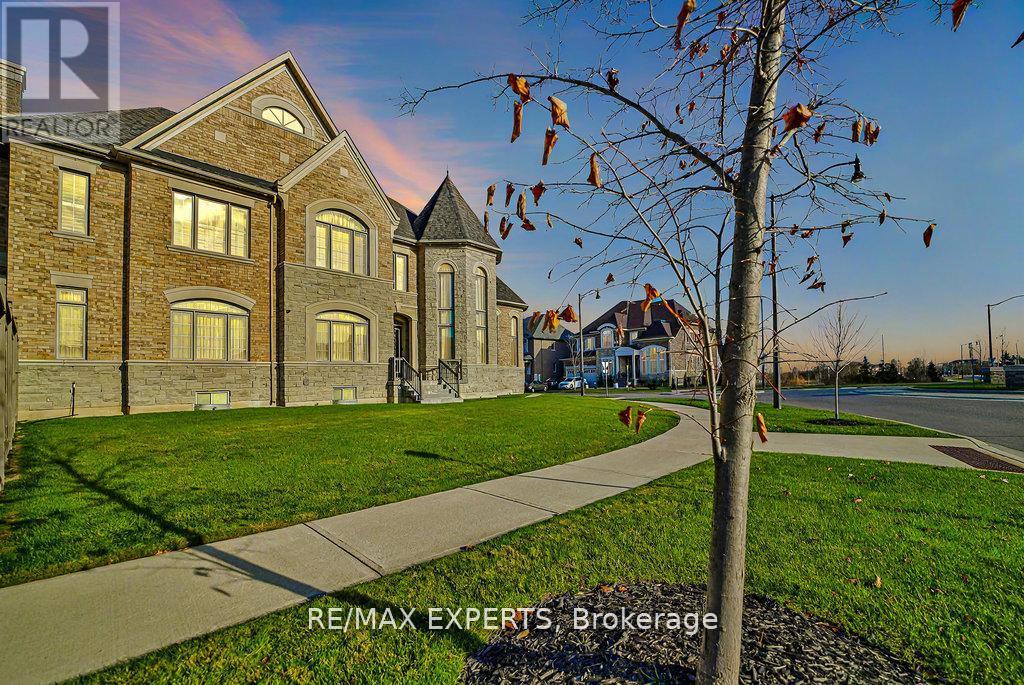 28 Pendergast Court, Brampton (Toronto Gore Rural Estate), Ontario  L6P 0H8 - Photo 49 - W12809950