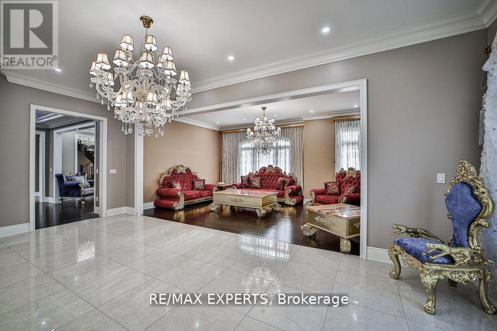 28 Pendergast Court, Brampton (Toronto Gore Rural Estate), Ontario  L6P 0H8 - Photo 8 - W12809950