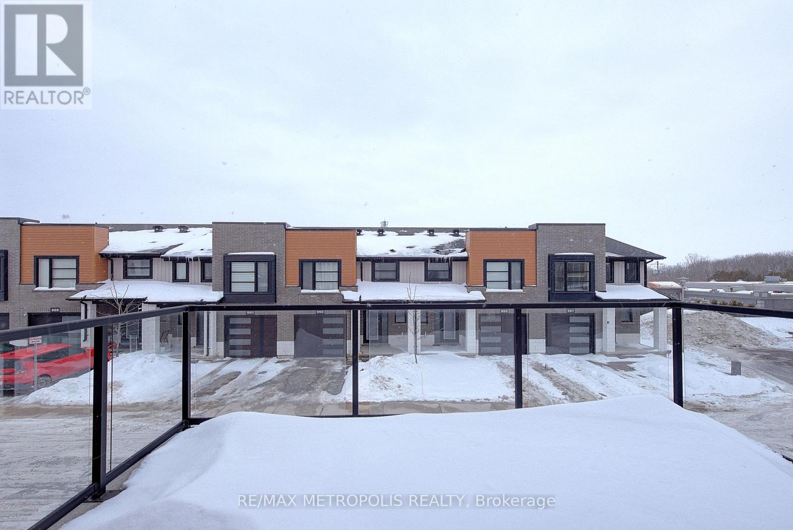 996 - 996 West Village Square, London North (North M), Ontario  N6H 0J7 - Photo 25 - X12809948