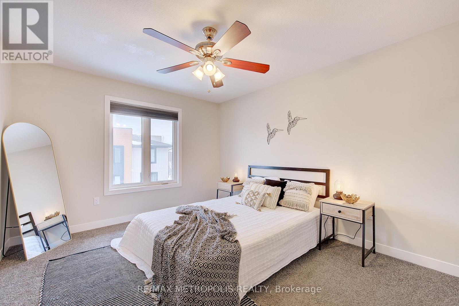 996 - 996 West Village Square, London North (North M), Ontario  N6H 0J7 - Photo 30 - X12809948