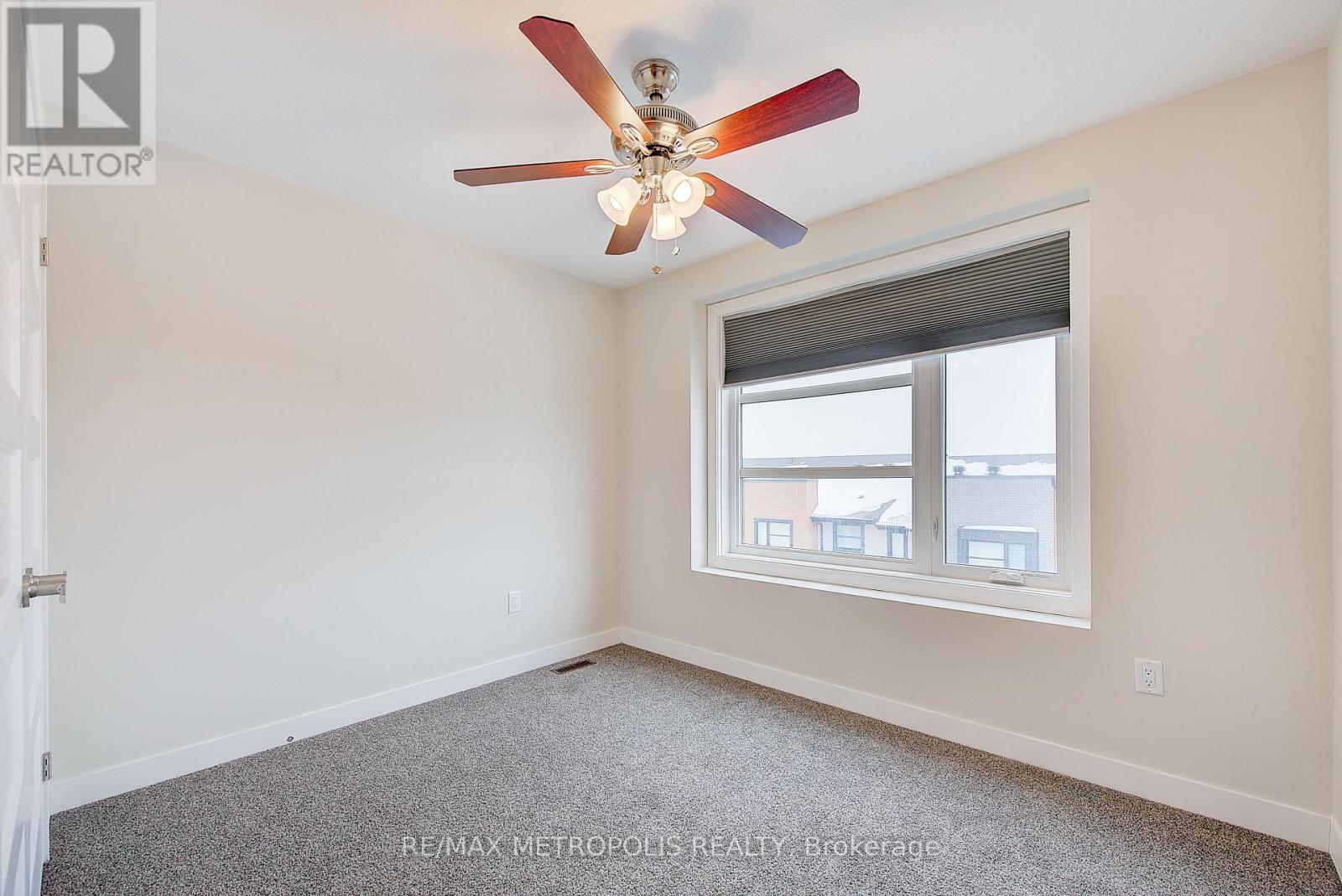 996 - 996 West Village Square, London North (North M), Ontario  N6H 0J7 - Photo 37 - X12809948