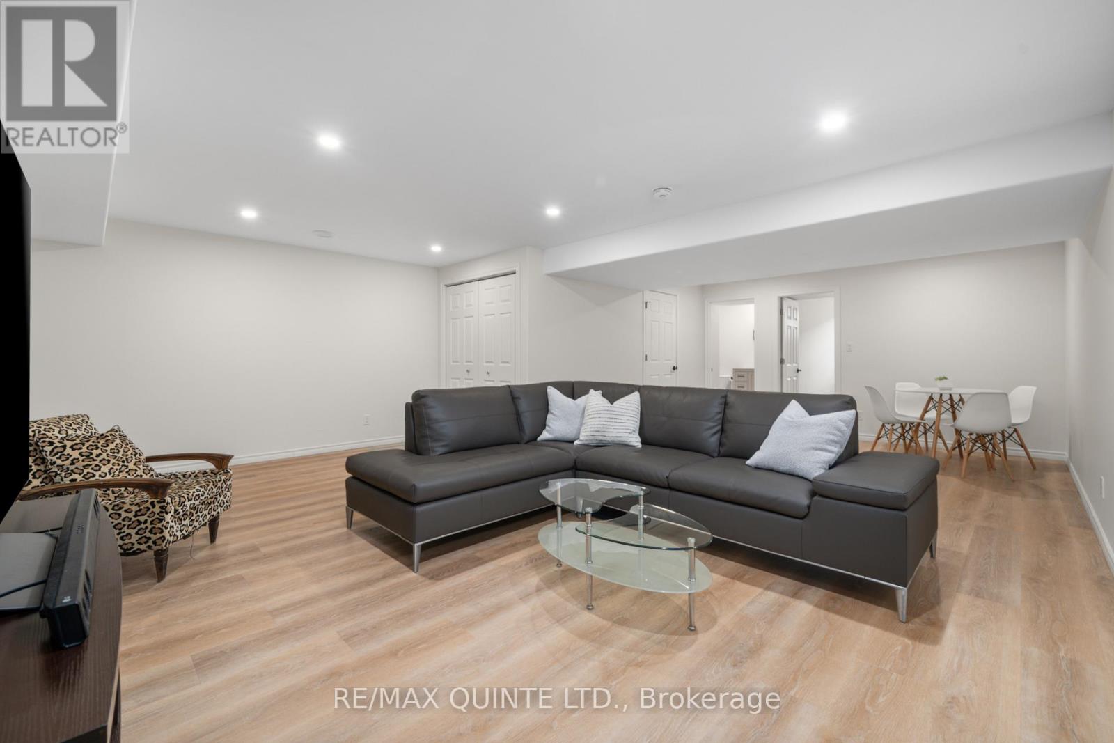 63 Athabaska Drive, Belleville (Thurlow Ward), Ontario  K8N 0T1 - Photo 34 - X12809960