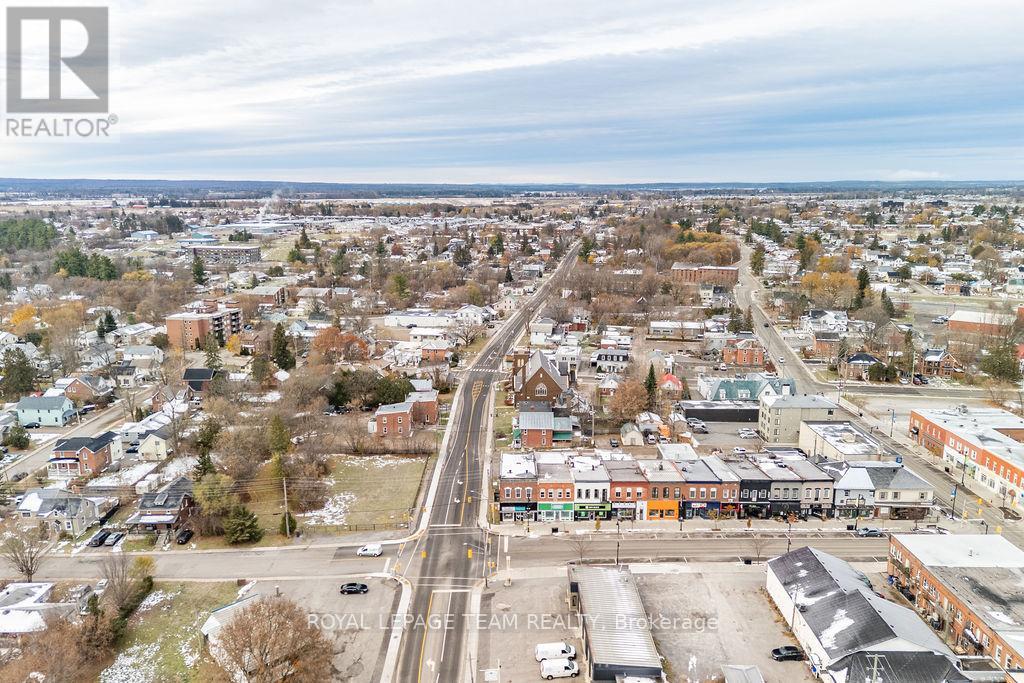 4 Elgin Street W, Arnprior, Ontario  K7S 1N3 - Photo 41 - X12809964