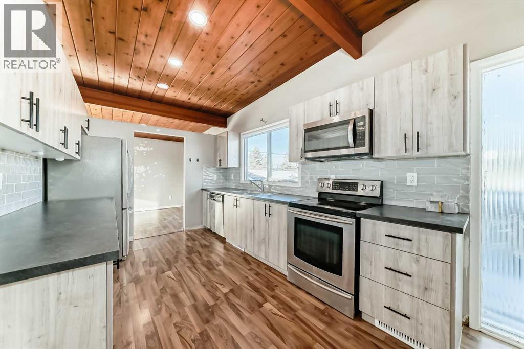 724 Millar Road Ne, Calgary, Alberta  T2E 5Z7 - Photo 4 - A2276252