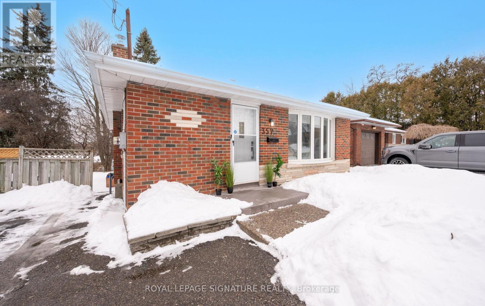 357 Rossland Road E, Oshawa, Ontario  L1G 2X2 - Photo 3 - E12809906