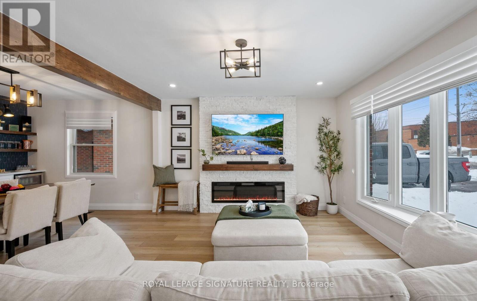 357 Rossland Road E, Oshawa, Ontario  L1G 2X2 - Photo 7 - E12809906