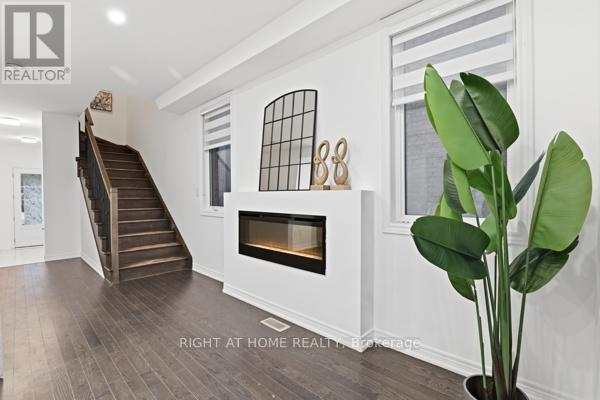 1366 Farmstead Drive, Milton, Ontario  L9T 7K6 - Photo 11 - W12809968