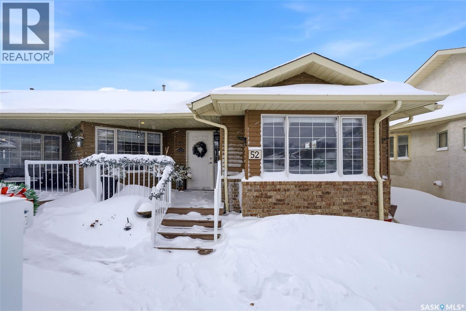 52 Kensington Crescent, Regina, Saskatchewan  S4S 7G6 - Photo 2 - SK028836