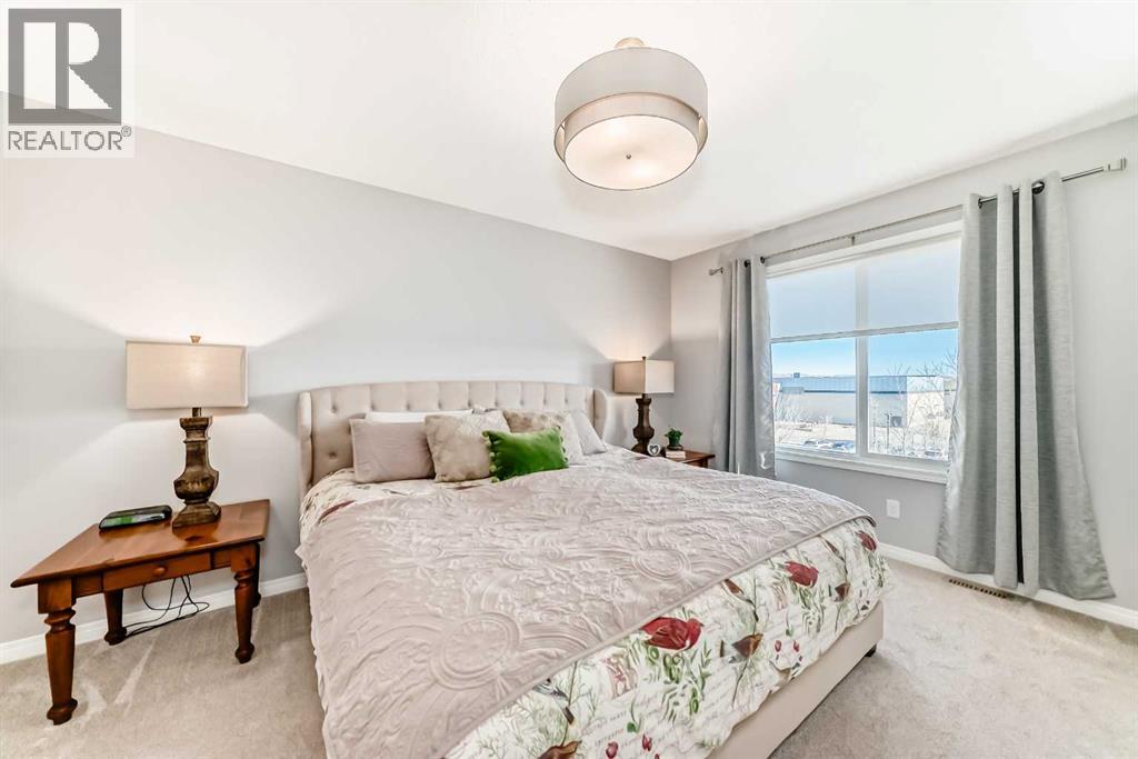 35 Emberside Garden, Cochrane, Alberta  T4C 2L9 - Photo 31 - A2285541