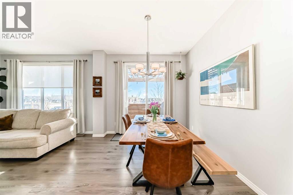 35 Emberside Garden, Cochrane, Alberta  T4C 2L9 - Photo 11 - A2285541