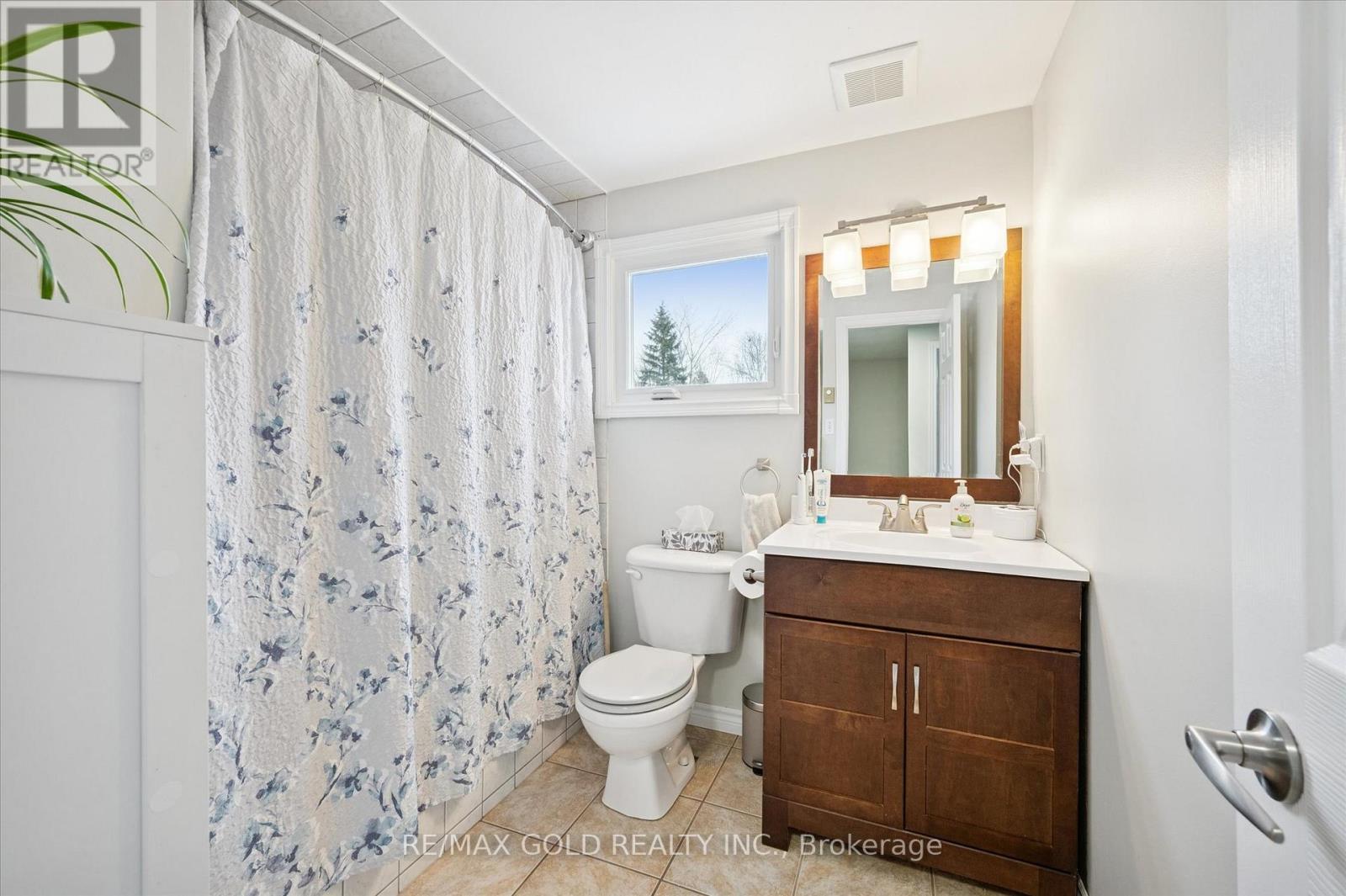 33 Chesterton Lane, Guelph, Ontario  N1E 6S8 - Photo 22 - X12809970