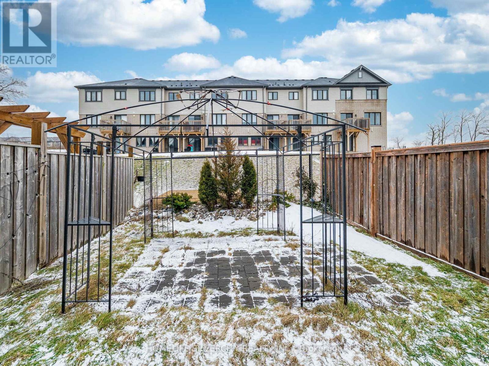 98 Crafter Crescent, Hamilton, Ontario  L8J 2V5 - Photo 48 - X12809972