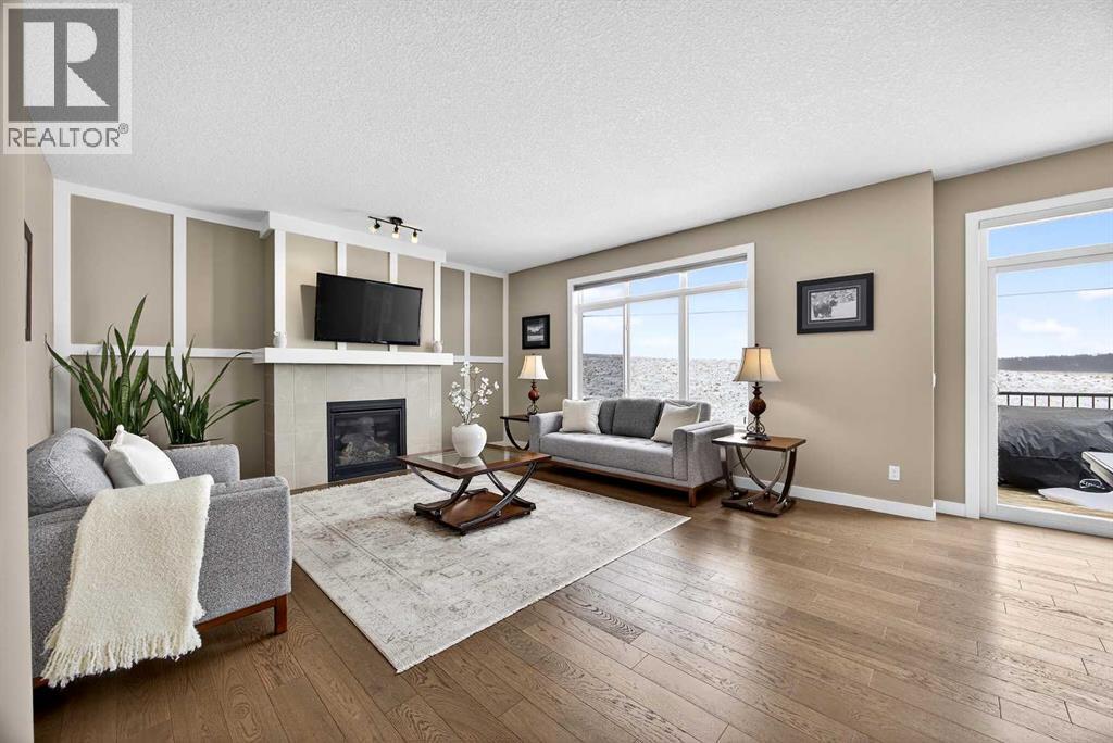 144 Sundown View, Cochrane, Alberta  T4C 2N9 - Photo 17 - A2286035