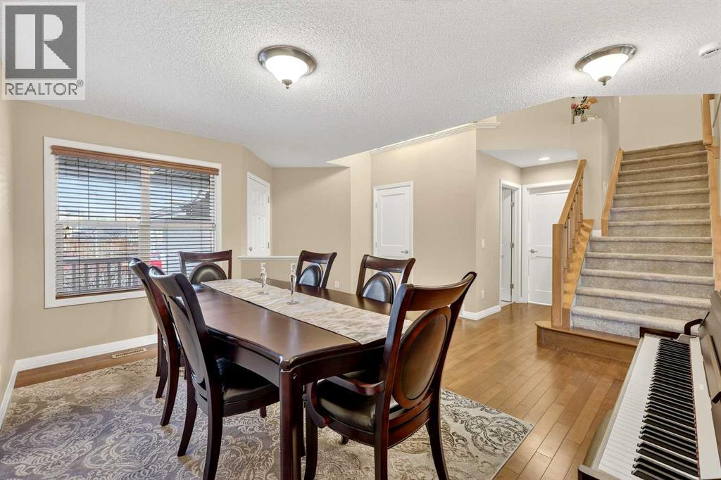 575 Everbrook Way Sw, Calgary, Alberta  T2Y 0J2 - Photo 5 - A2287713