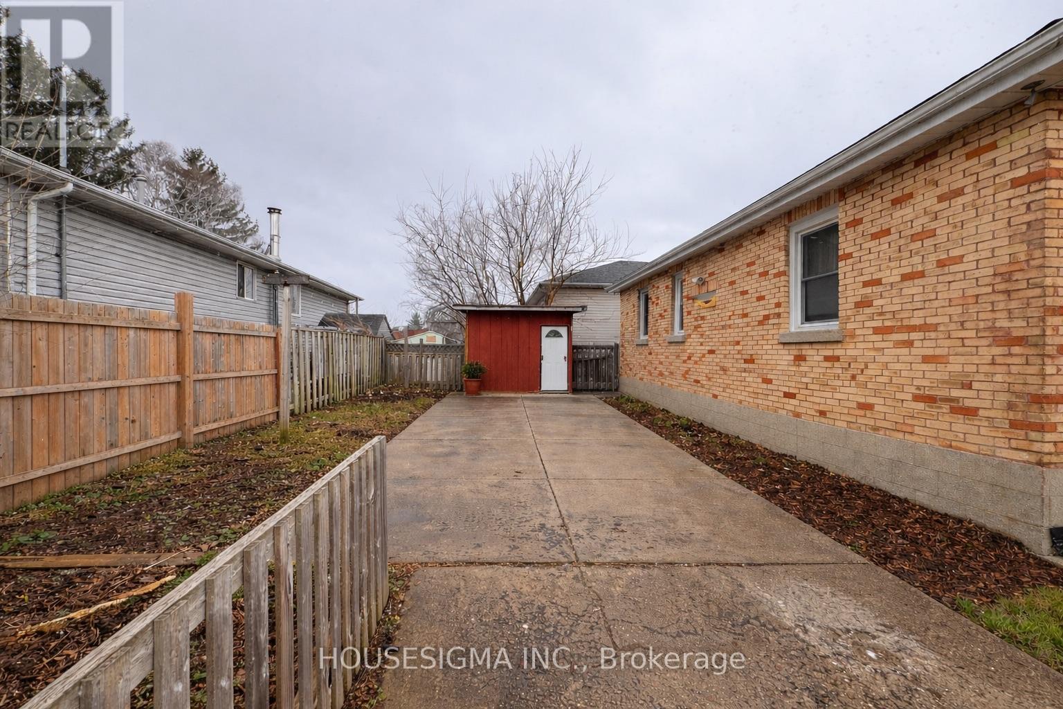 1227 Trafalgar Street, London East, Ontario  N5Z 1H6 - Photo 2 - X12810002