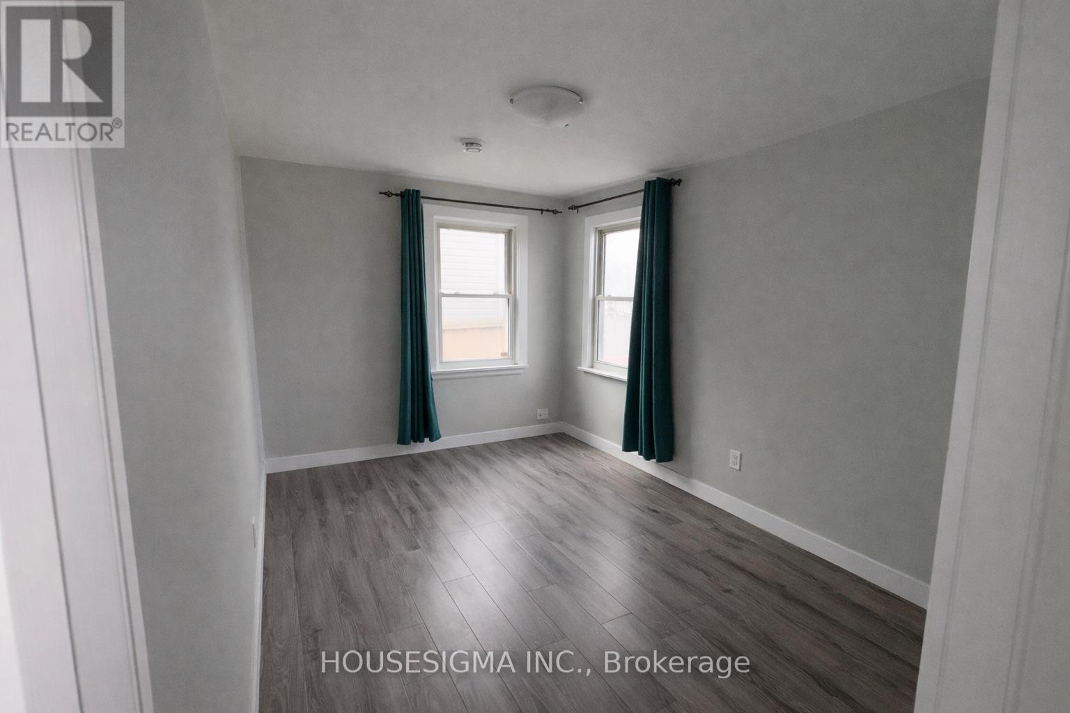 Photo 7 of 25 for 1227 Trafalgar Street