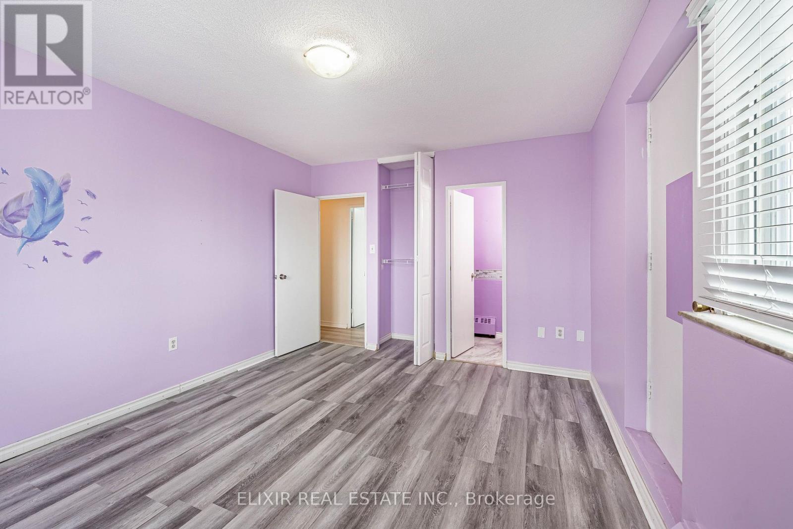 605 - 15 Elizabeth Street N, Mississauga, Ontario  L5G 2Z3 - Photo 15 - W12808012