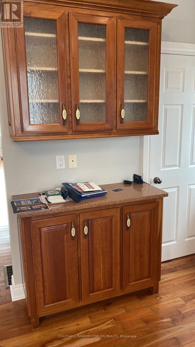 483 Victoria Street, Edwardsburgh/cardinal, Ontario  K0E 1E0 - Photo 5 - X12703770