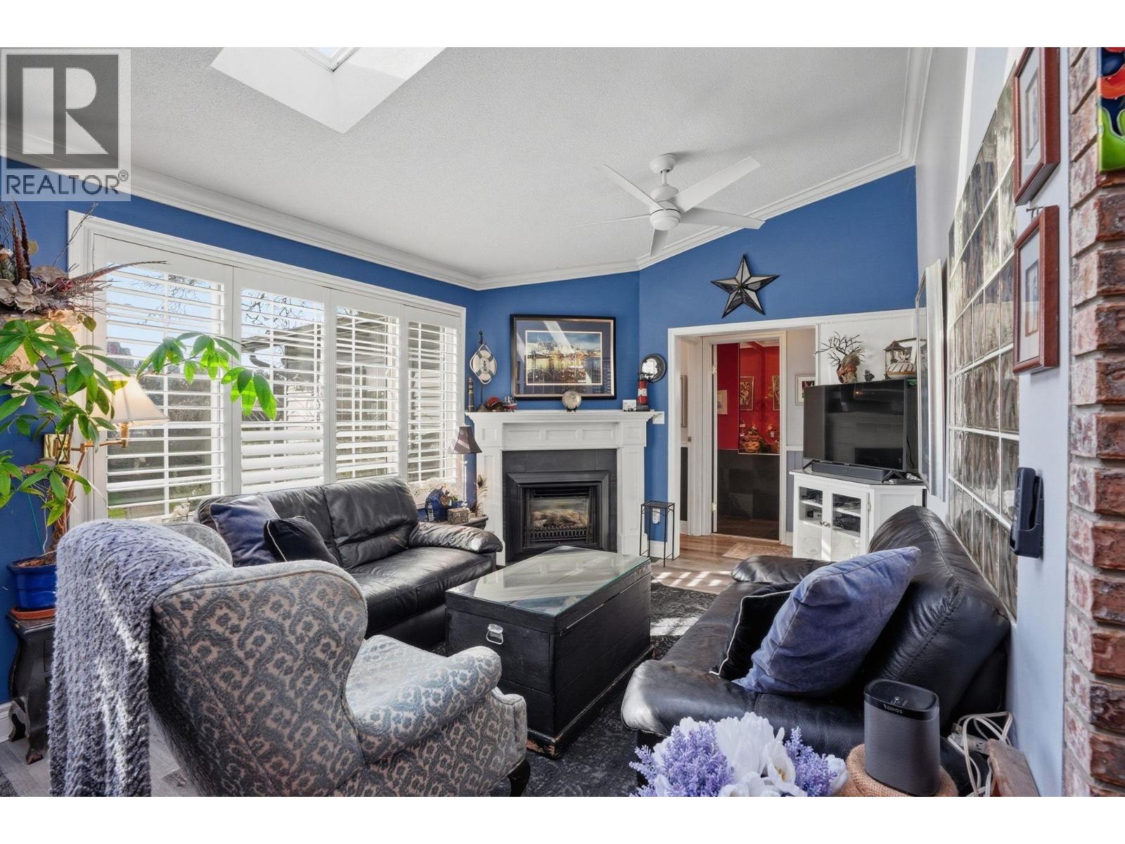 7217 Mary Avenue, Burnaby, British Columbia  V5E 3K6 - Photo 8 - R3089858