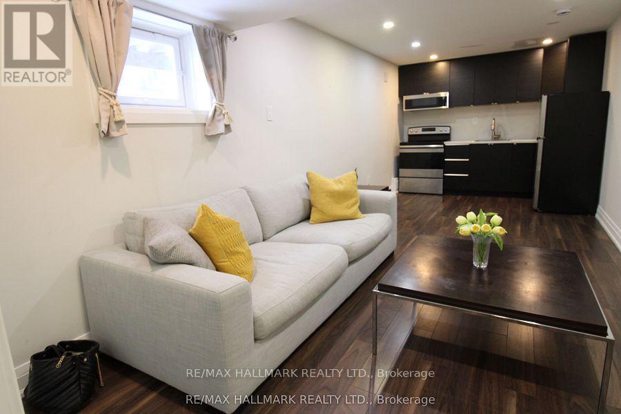 Lower - 158 Kingshill Road, Richmond Hill (Oak Ridges), Ontario  L4E 4V5 - Photo 2 - N12809996