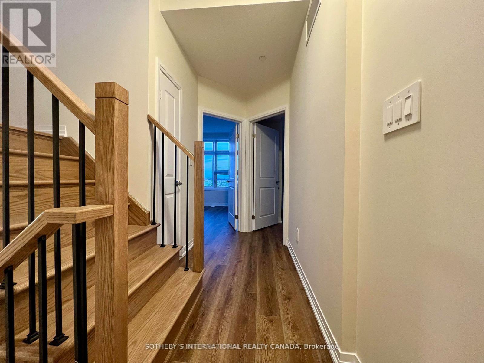 103 - 1585 Rose Way, Milton, Ontario L9T 7E7 - Photo 10 - W12809976