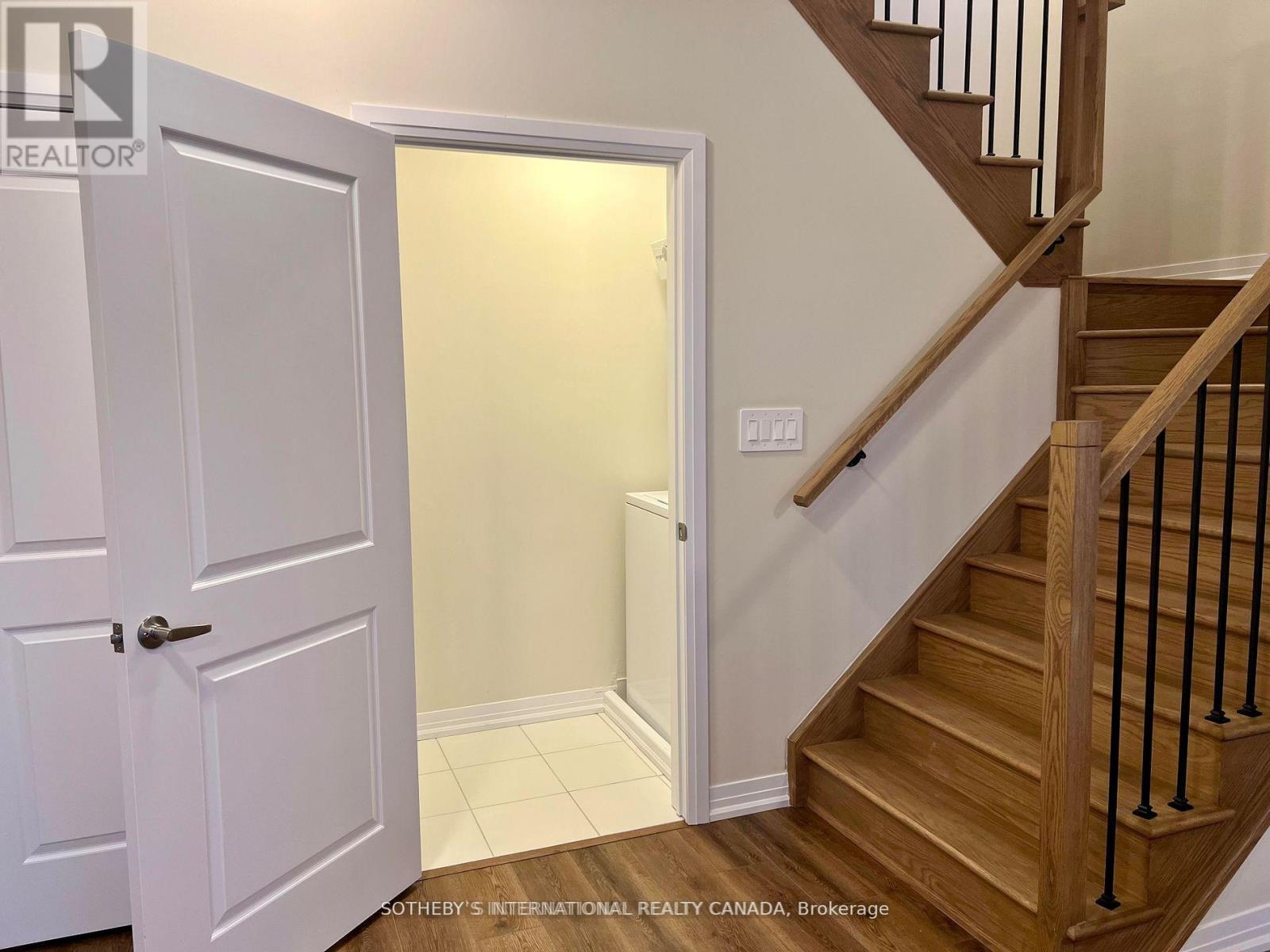 103 - 1585 Rose Way, Milton, Ontario L9T 7E7 - Photo 8 - W12809976