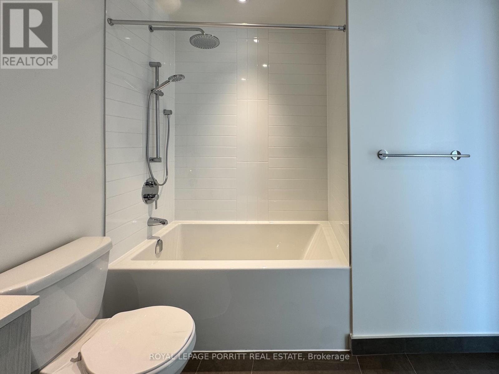 316 - 448 Burnhamthorpe Road W, Mississauga (City Centre), Ontario  L5B 4M6 - Photo 20 - W12809992