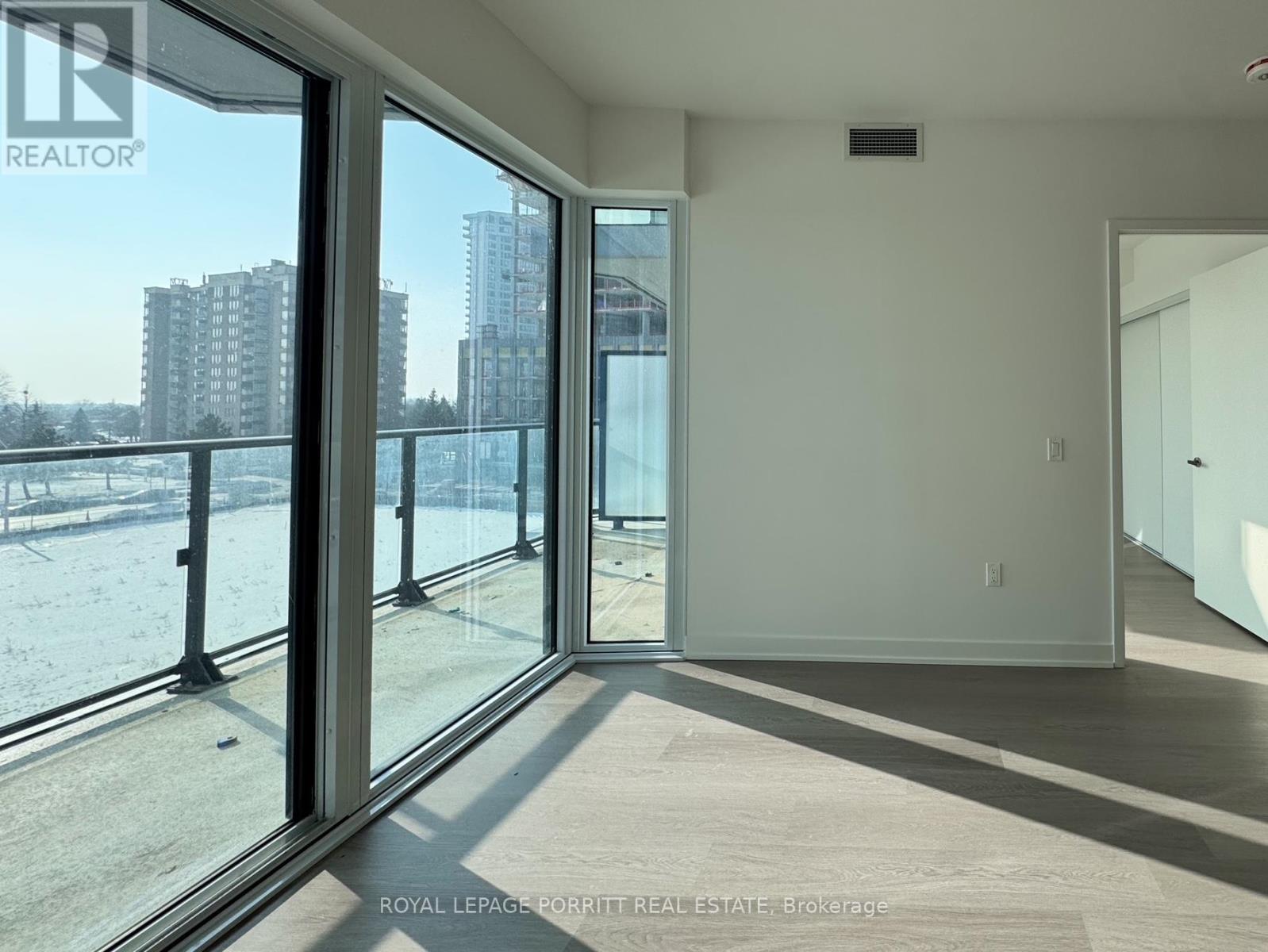 316 - 448 Burnhamthorpe Road W, Mississauga (City Centre), Ontario  L5B 4M6 - Photo 8 - W12809992