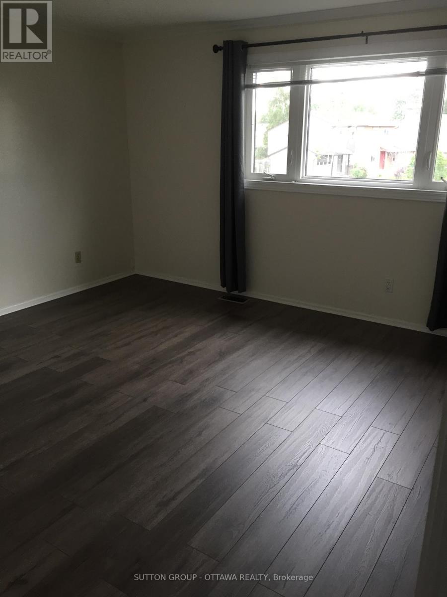 1191 Grenoble Crescent, Ottawa, Ontario  K1C 2C5 - Photo 13 - X12808084