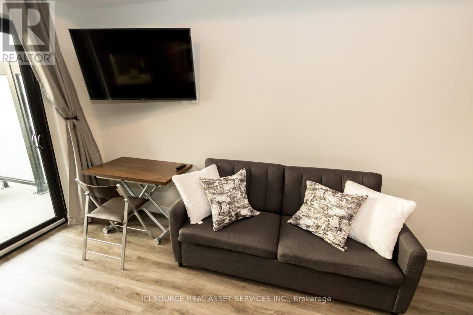 1105 - 15 Queen Street S, Hamilton (Central), Ontario  L8P 0C6 - Photo 4 - X12809978