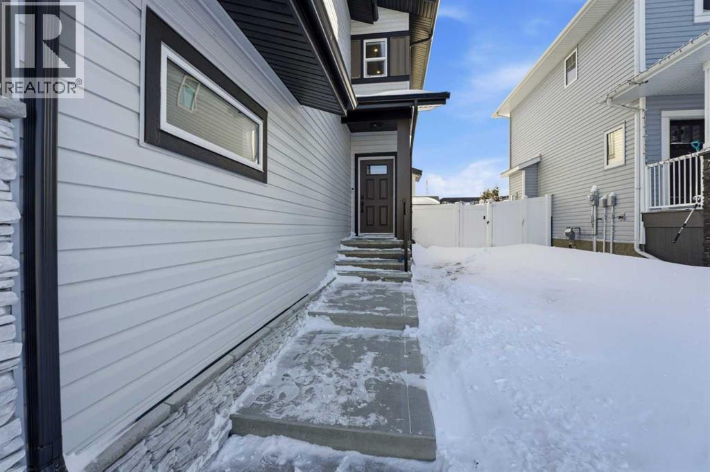 20 Cole Way, Sylvan Lake, Alberta  T4S 1K2 - Photo 4 - A2287620
