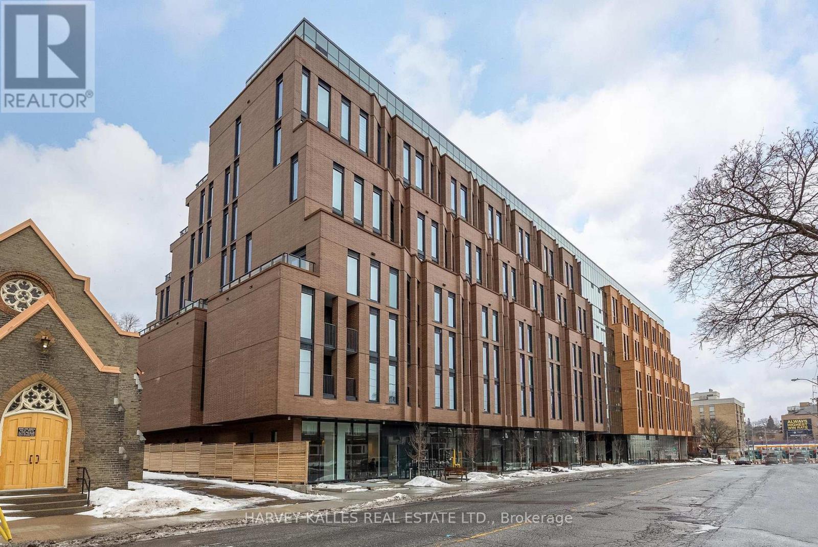 407 - 1720 BAYVIEW AVENUE, Toronto, Ontario