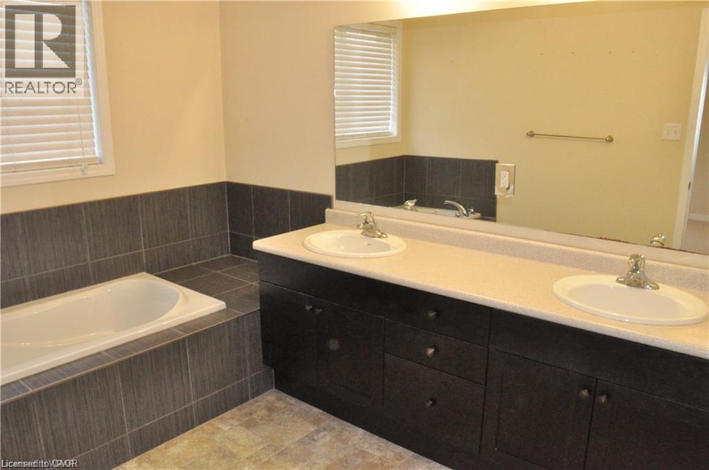 414 Bamberg Crescent, Waterloo, Ontario  N2T 0B4 - Photo 26 - 40806819