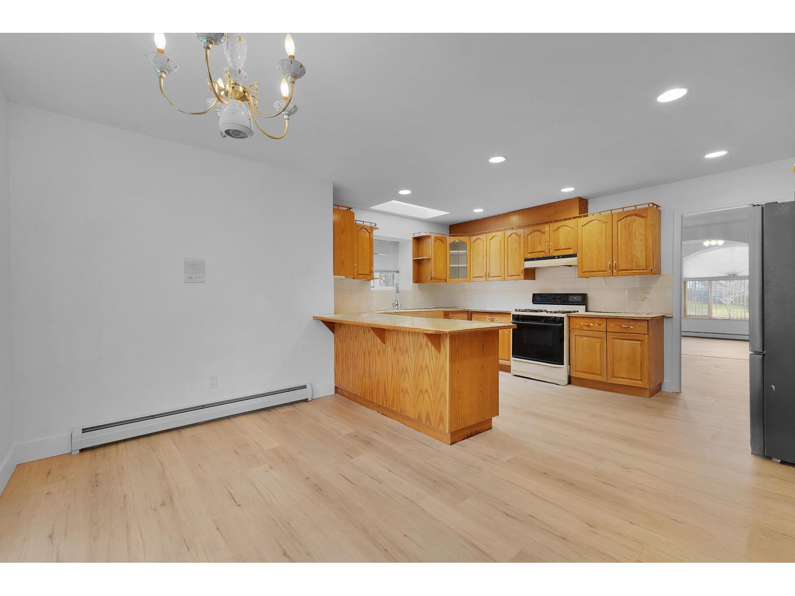 15780 99a Avenue, Surrey, British Columbia  V4N 2V7 - Photo 14 - R3090963