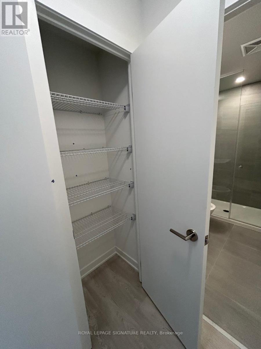 1710 - 1 Quarrington Lane, Toronto (Banbury-Don Mills), Ontario  M3C 0S4 - Photo 11 - C12809894