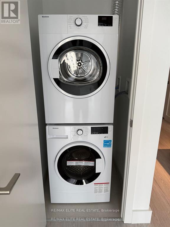 6 Greenbriar Road, Toronto, Ontario  M2K 0H6 - Photo 15 - C12810008