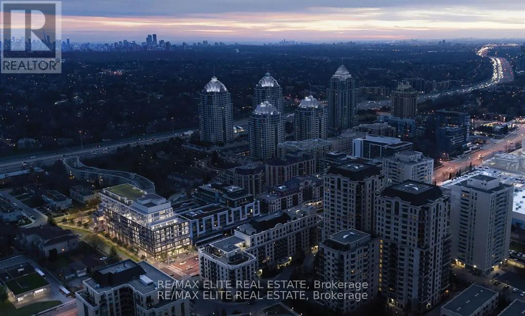 6 Greenbriar Road, Toronto, Ontario  M2K 0H6 - Photo 21 - C12810008