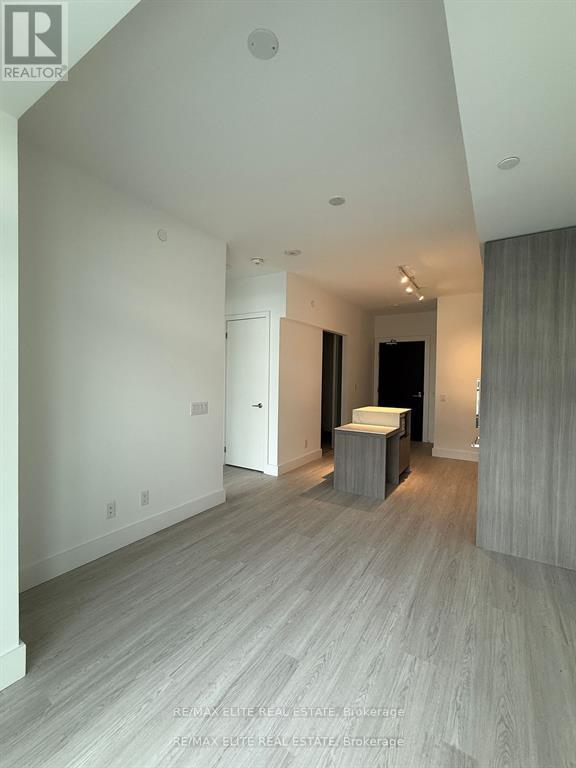 6 Greenbriar Road, Toronto, Ontario  M2K 0H6 - Photo 6 - C12810008