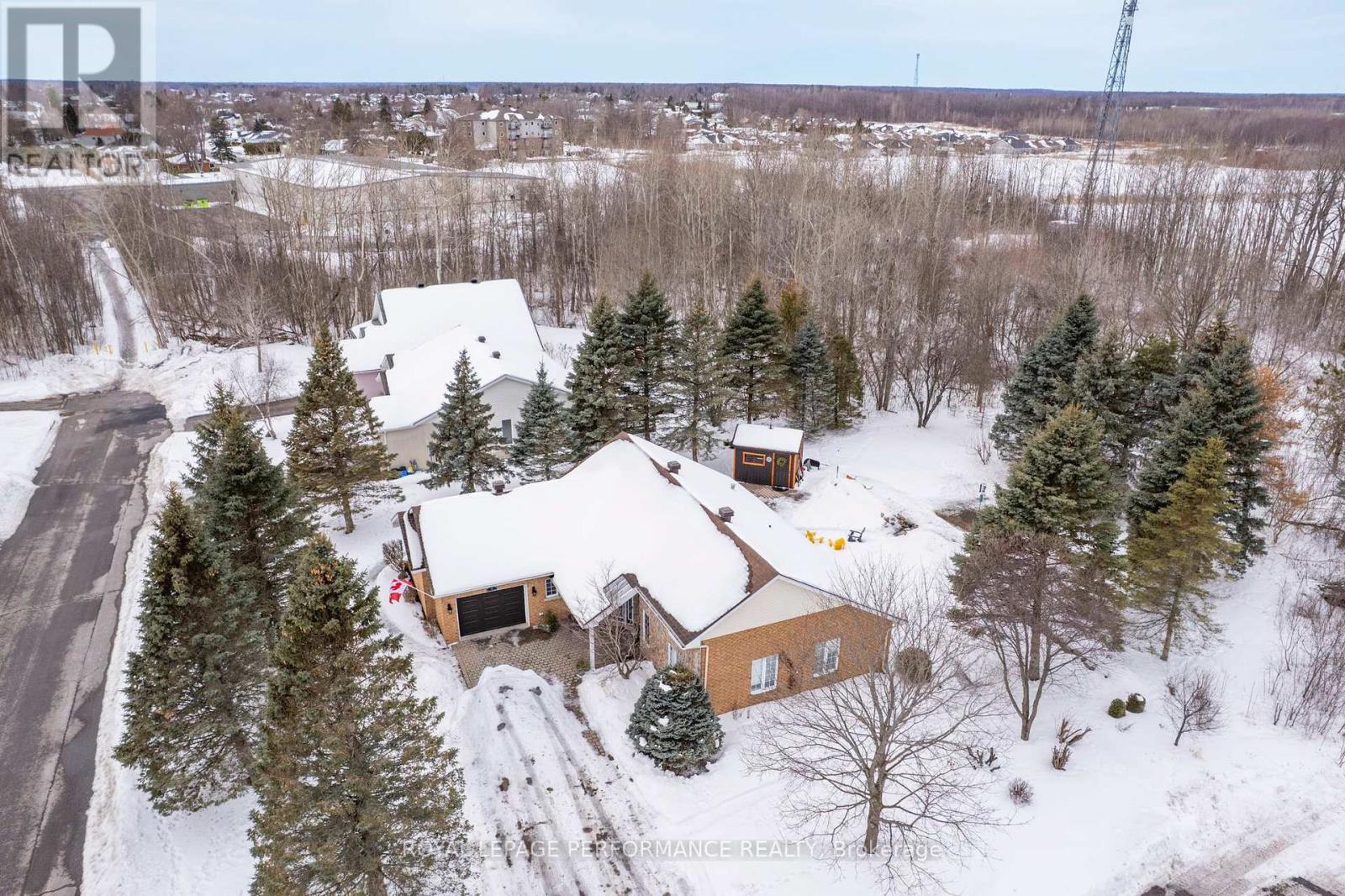 2 Barry Street, South Stormont, Ontario  K0C 1P0 - Photo 45 - X12810010